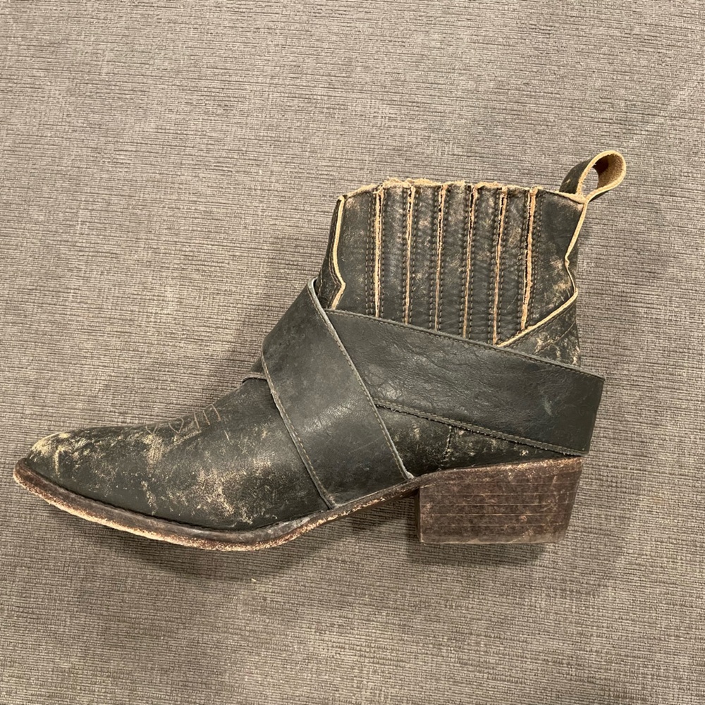 Understated Leather x Matisse Bitchin Biker Boot - Picture 7 of 16